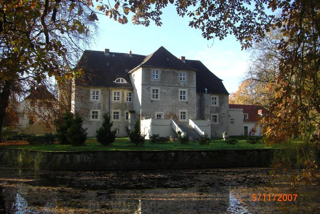 Hotel Wasserschloss Mellenthin מראה חיצוני תמונה