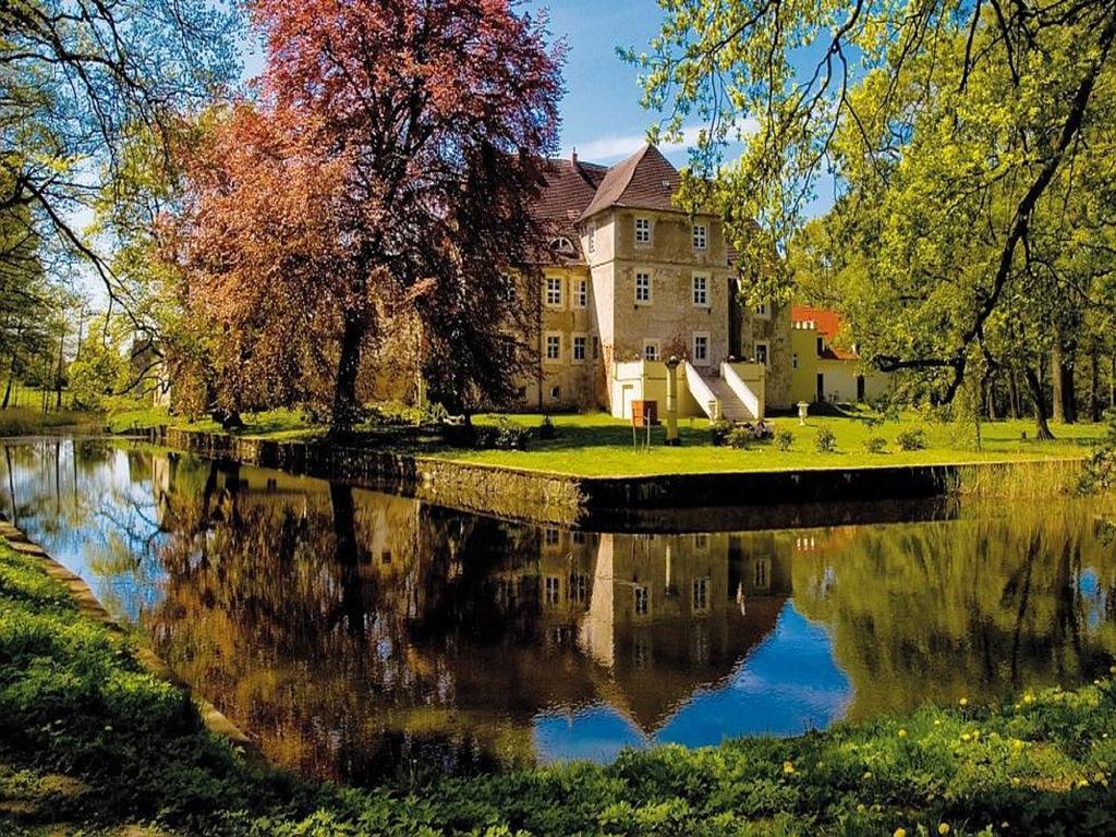 Hotel Wasserschloss Mellenthin מראה חיצוני תמונה